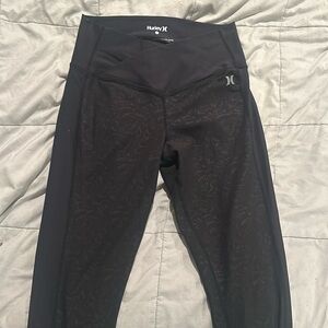 Black Hurley legging, size small